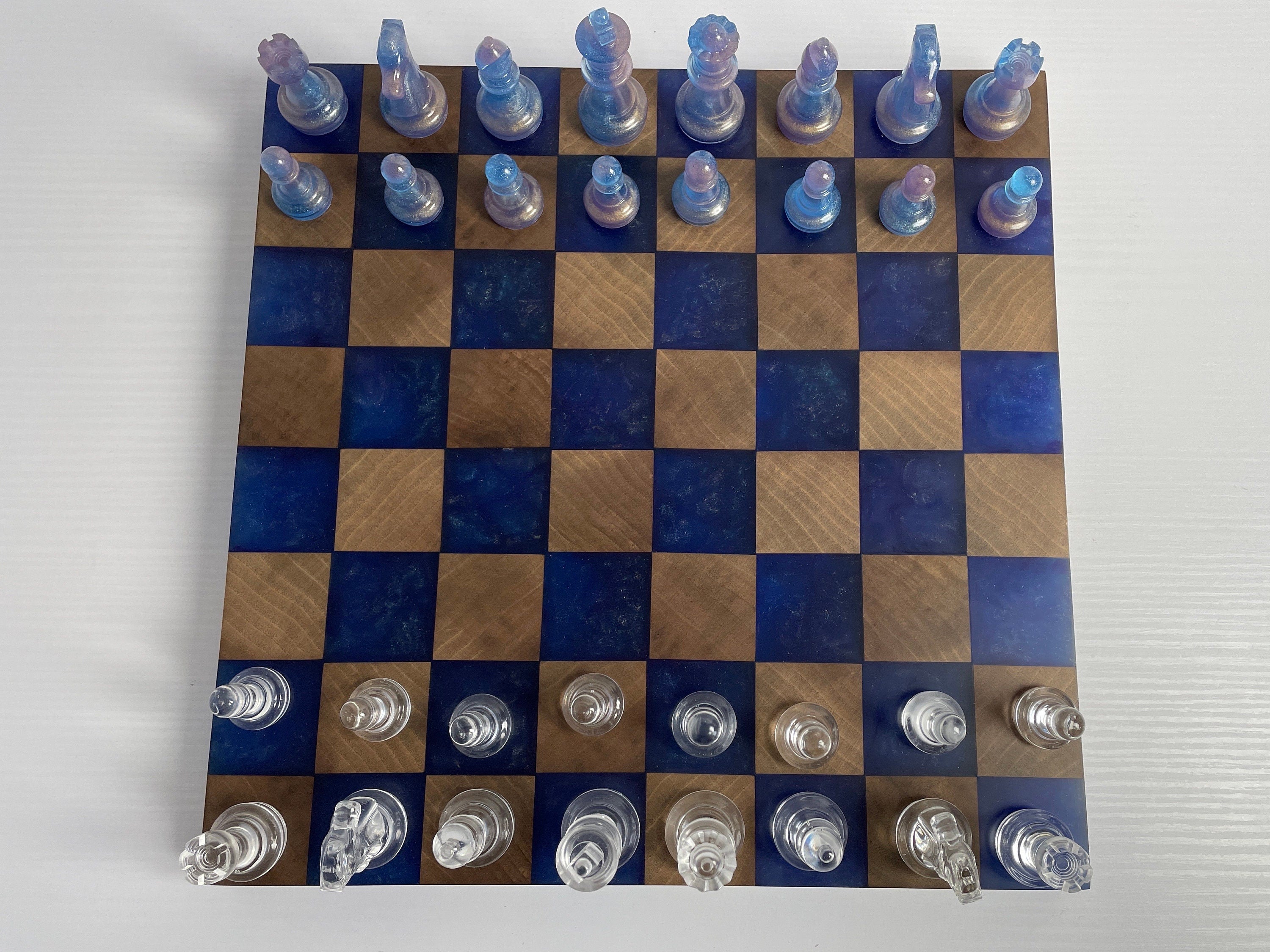 Chess set, custom chessboard, handcrafted chessboard, resin and wood chess set, personalized chessboard