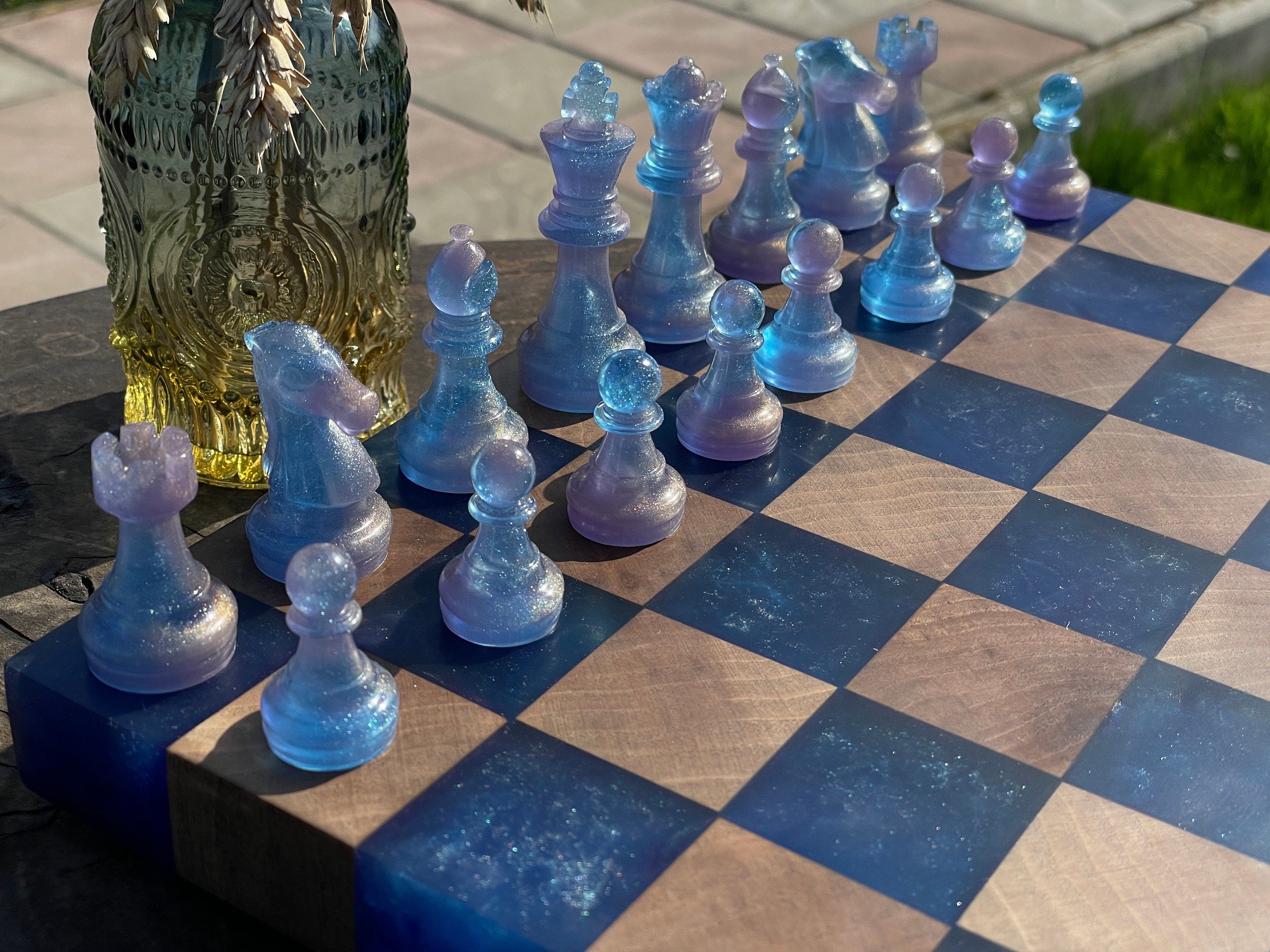 Chess set, custom chessboard, handcrafted chessboard, resin and wood chess set, personalized chessboard