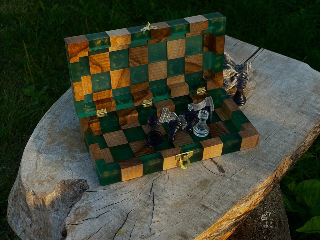 Folding chess board, custom chessboard, handcrafted chessboard, resin and wood chess set, personalized chessboard