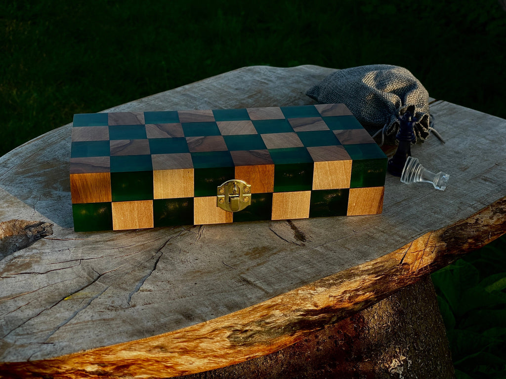 Folding chess board, custom chessboard, handcrafted chessboard, resin and wood chess set, personalized chessboard