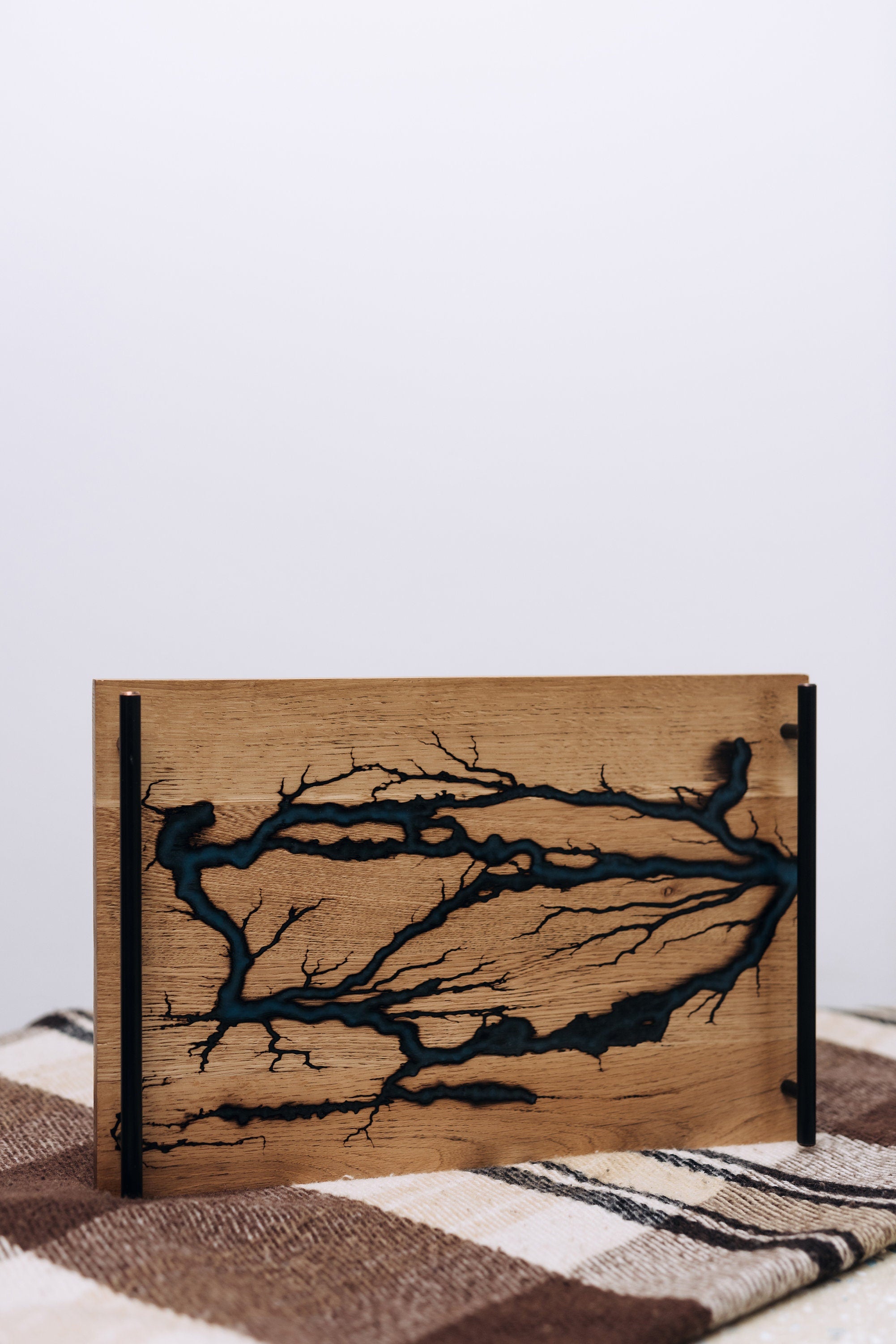 Custom serving tray resin, resin tray, breakfast wood tray, epoxy tray, tray with handles, ottoman tray, serving tray