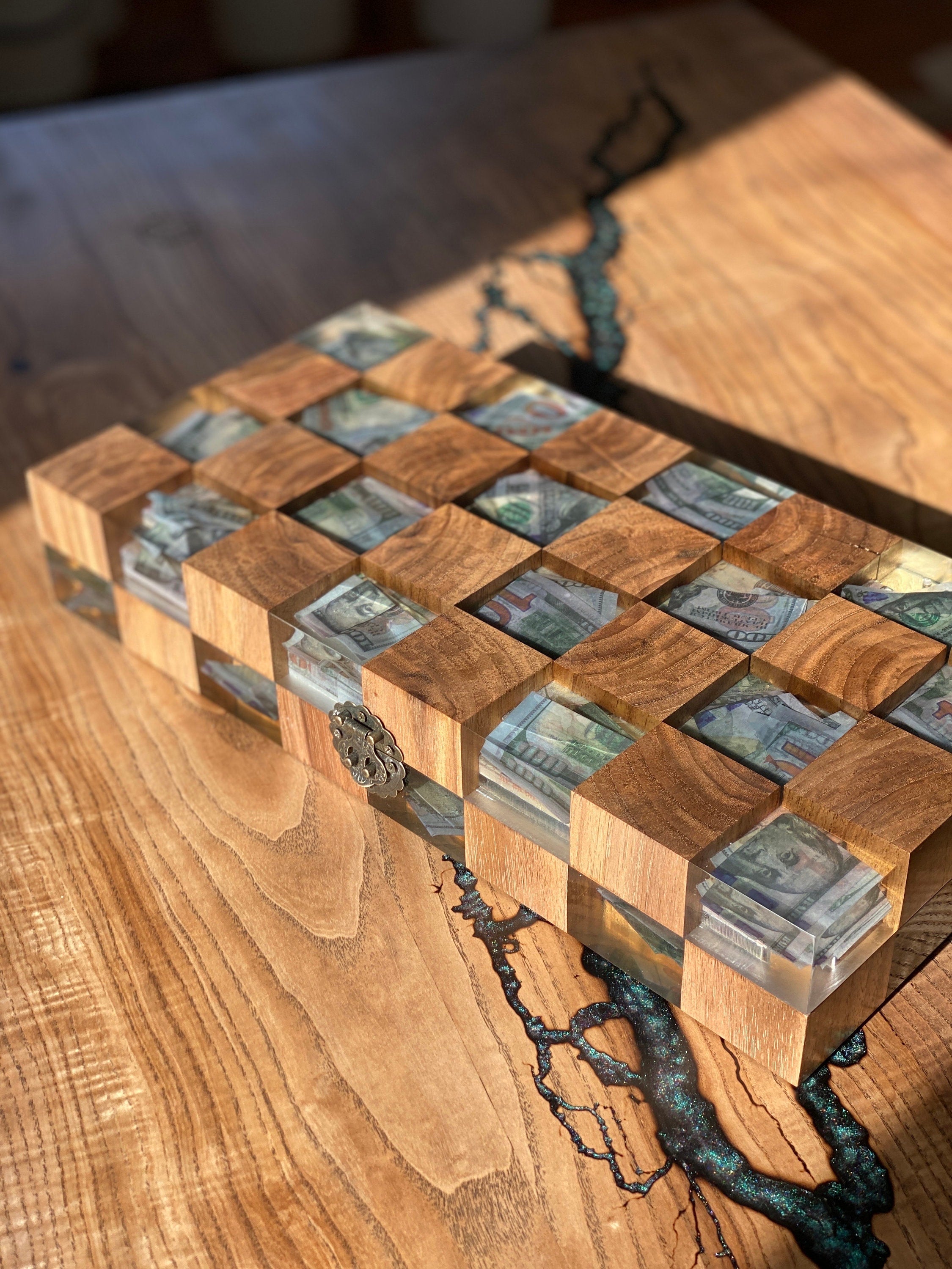 Folding chess board, custom chessboard, handcrafted chessboard, resin and wood chess set, personalized chessboard